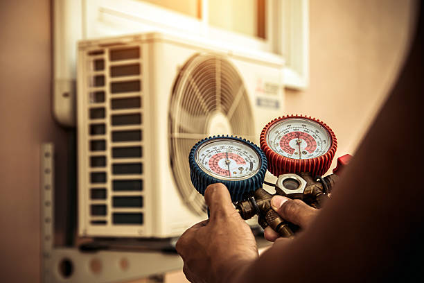 Professional Hvac technician working in Poplar Ridge, NY